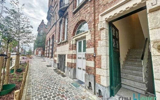 Appartement te huur 4 slaapkamers 145 m², 2400 €