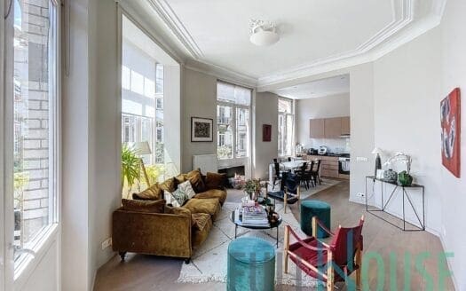 Flat for rent  2 bedrooms 96 m², 1600 €