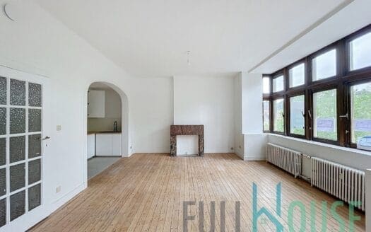 Flat for rent  2 bedrooms 98 m², 1400 €