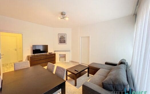 Appartement te koop  1 slaapkamer 52 m², 240000 €