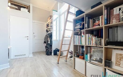 Flat for rent  0  20 m², 700 €