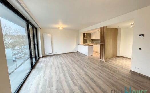 Appartement à louer 2 chambres 80 m², 1275 €