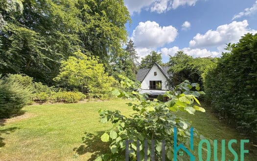 House for sale 5 bedrooms 280 m², 1295000 €